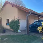 Mirabelle, Parking Prive Clos, Petit Dejeuner, Enfants Et Animaux Bienvenus Alojamento de Acomodação e Pequeno-almoço 3*