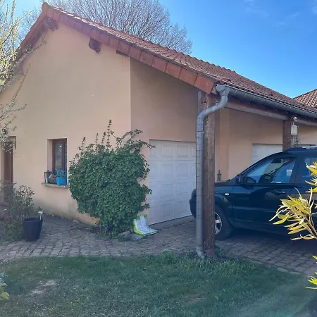 Mirabelle, Parking Prive Clos, Petit Dejeuner, Enfants Et Animaux Bienvenus Bed and Breakfast 3*