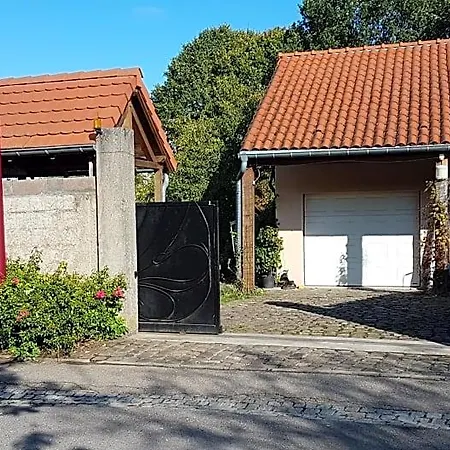 Mirabelle, Parking Prive Clos, Petit Dejeuner, Enfants Et Animaux Bienvenus Bed and Breakfast