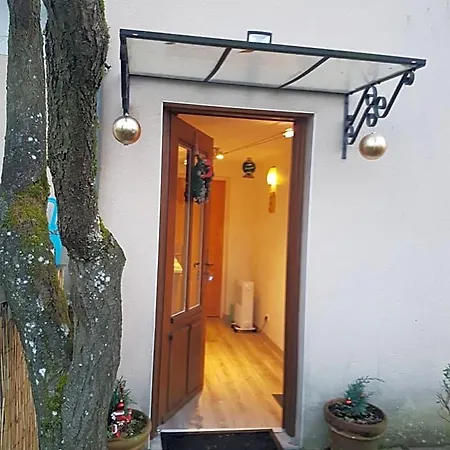 Bed and Breakfast Mirabelle, Parking Prive Clos, Petit Dejeuner, Enfants Et Animaux Bienvenus Chieulles