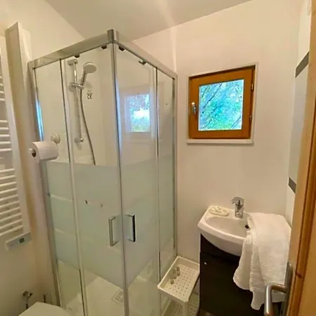 Bed and Breakfast Mirabelle, Parking Prive Clos, Petit Dejeuner, Enfants Et Animaux Bienvenus