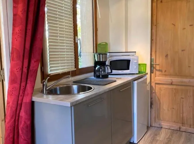 Mirabelle Bed & Breakfast 3*